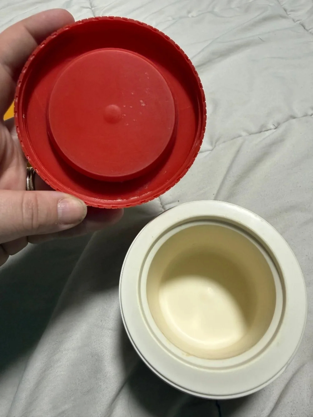Vintage Thermos Insulated Jar Plastic Twist Lid Yellow Red White 2pc